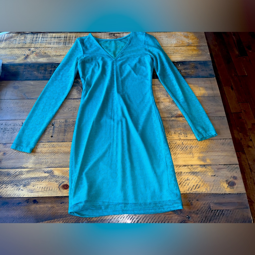 ‼️2 for $20‼️ Dynamite lace long sleeve dress